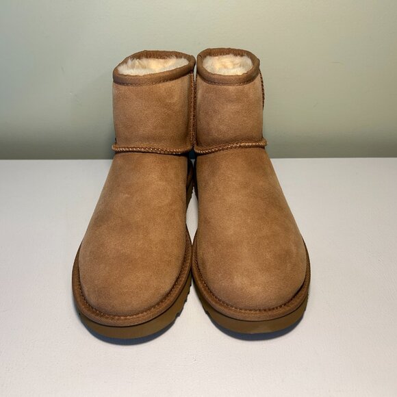 Ugg Women's Classic Mini II Boots - Picture 3 of 16